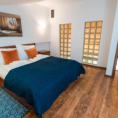 Karkonosky - Huta Szkla Apartman *